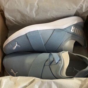 SoftFoam puma slip-ons